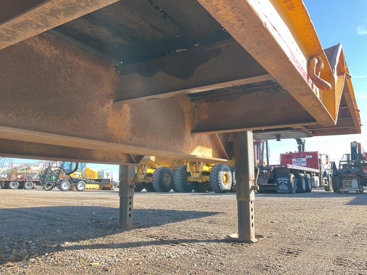 #2100-•-1967-beaver-flatbed-semi-trailer-image-48