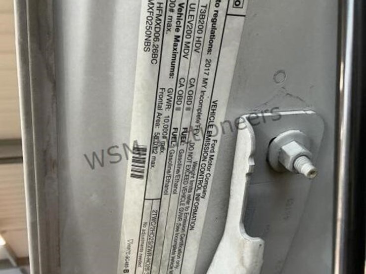 2017-ford-f250-image-10