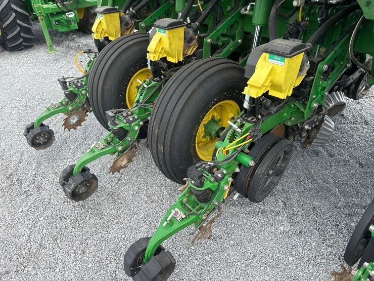 john-deere-1790-image-49