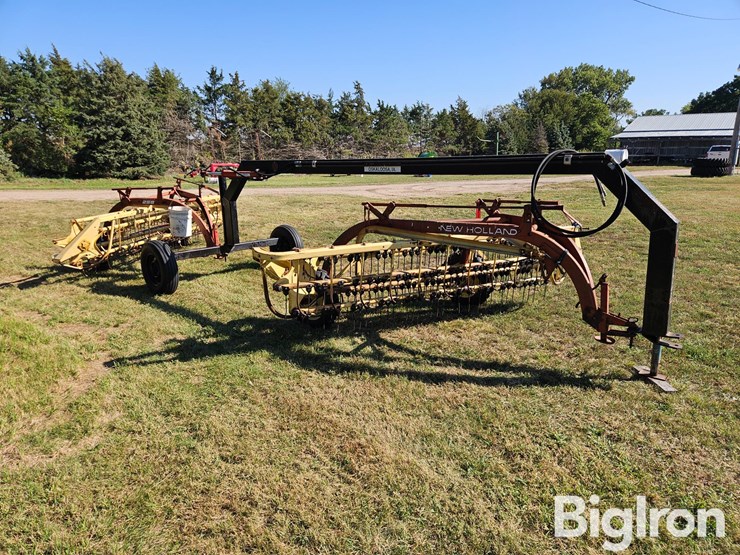 new-holland-258-image-6