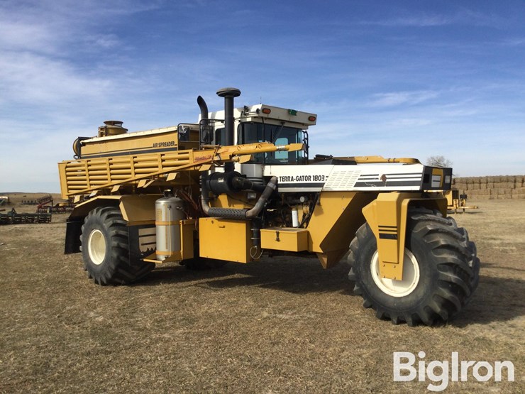 ag-chem-terra-gator-1803-image-3