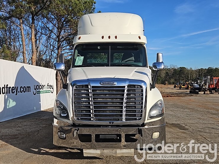 2018-freightliner-cascadia-image-6