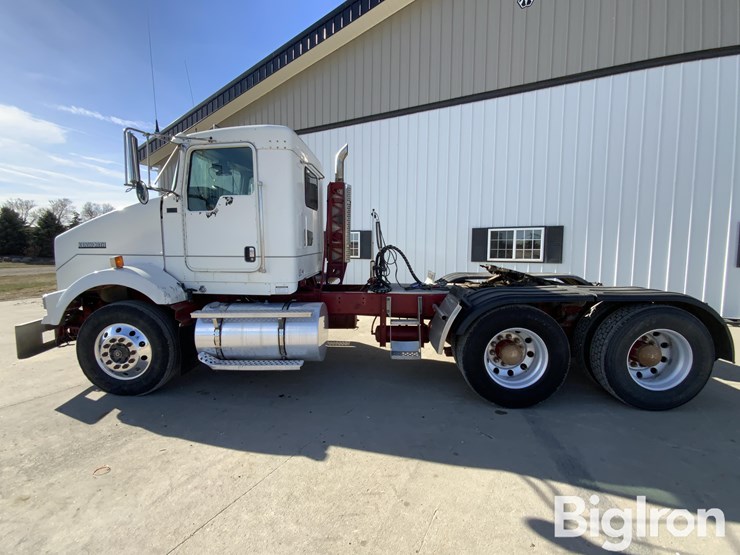 2005-kenworth-t800b-image-8