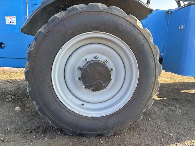 2018-genie-gth1056-image-23