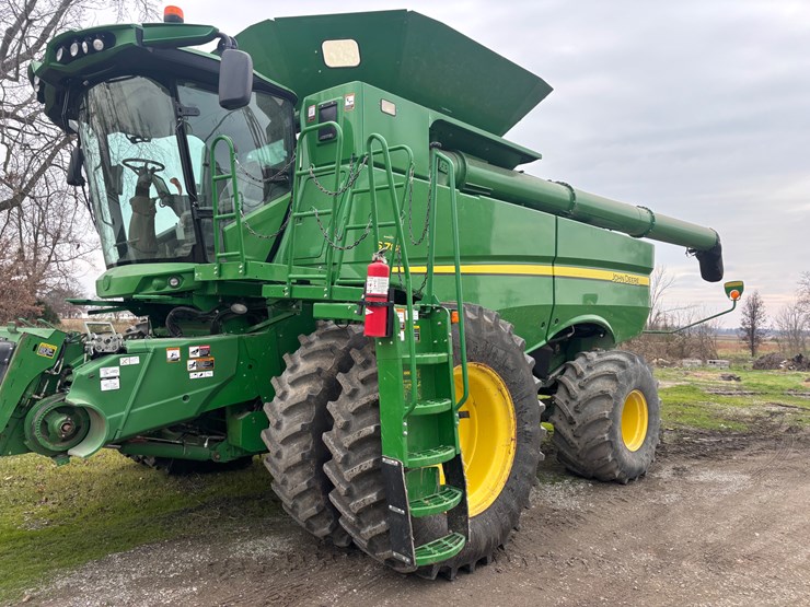 #1560-•-2018-john-deere-s780-image-1