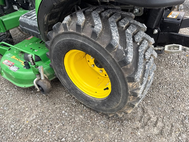 john-deere-1023e-image-18