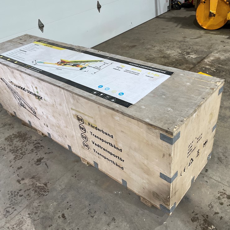 #7481 • Arteer QB-FC 300 Firewood Conveyor