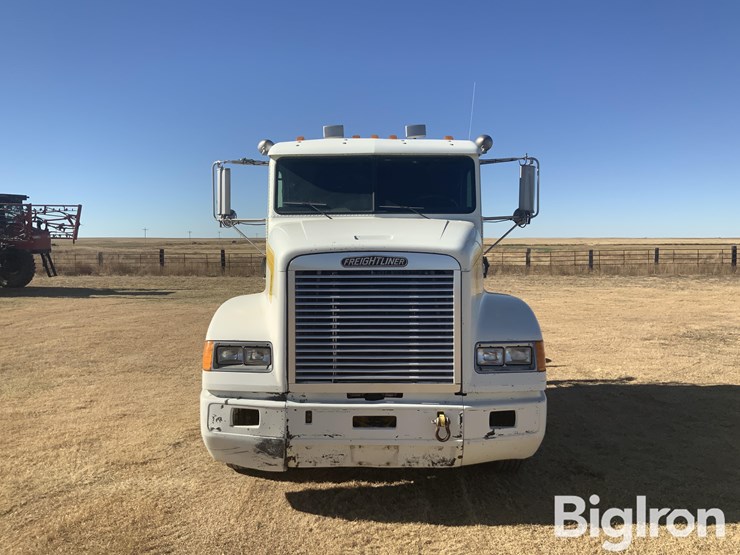 freightliner-fld112-image-2