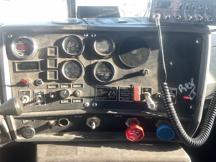 #1156-•-1987-mack-dump-truck-(has-mn-title)-image-25