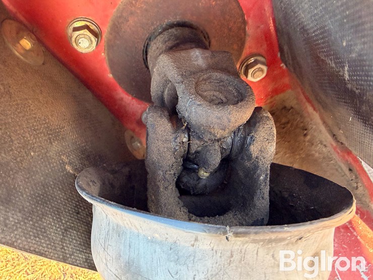 2011-case-ih-sc101-image-11