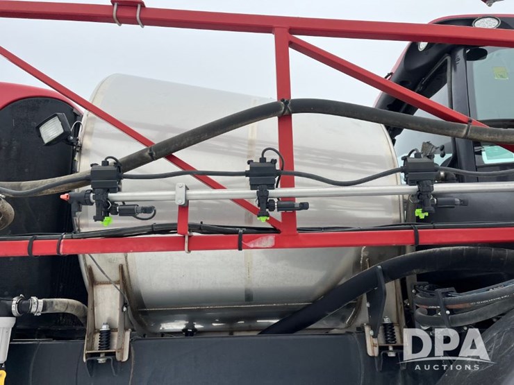 case-ih-patriot-3340-image-26