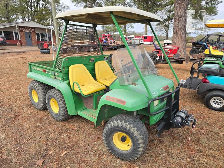 john-deere-gator-image-1