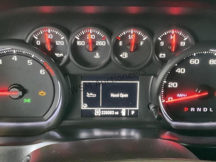 2019-chevrolet-silverado-1500-image-17