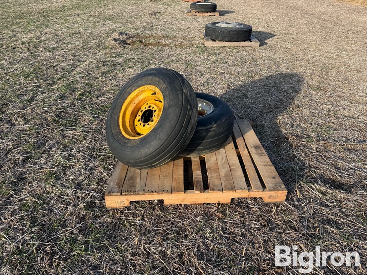 11l-15-tires-image-4