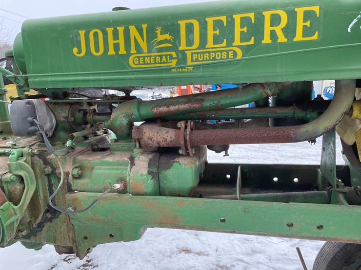 john-deere-b-image-13