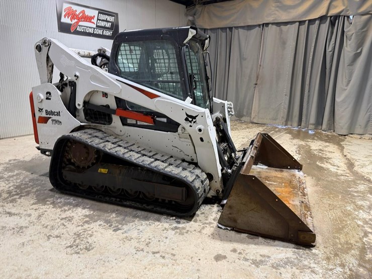 bobcat-t740-image-6