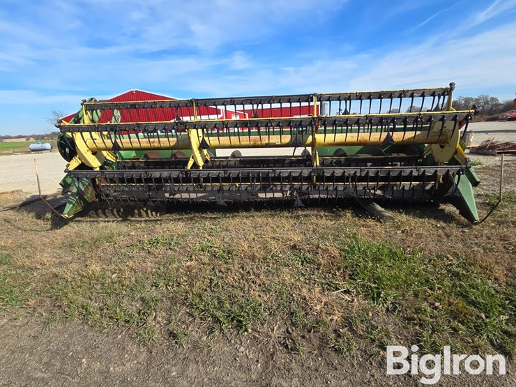 john-deere-216-image-2