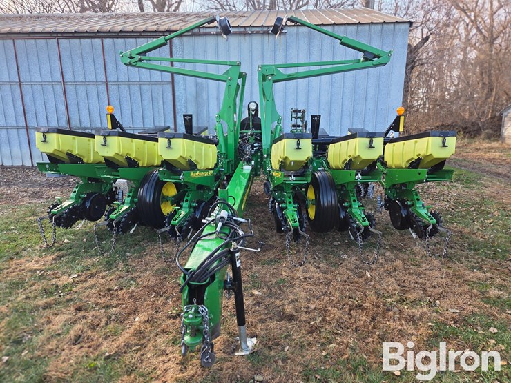 john-deere-1760-image-2