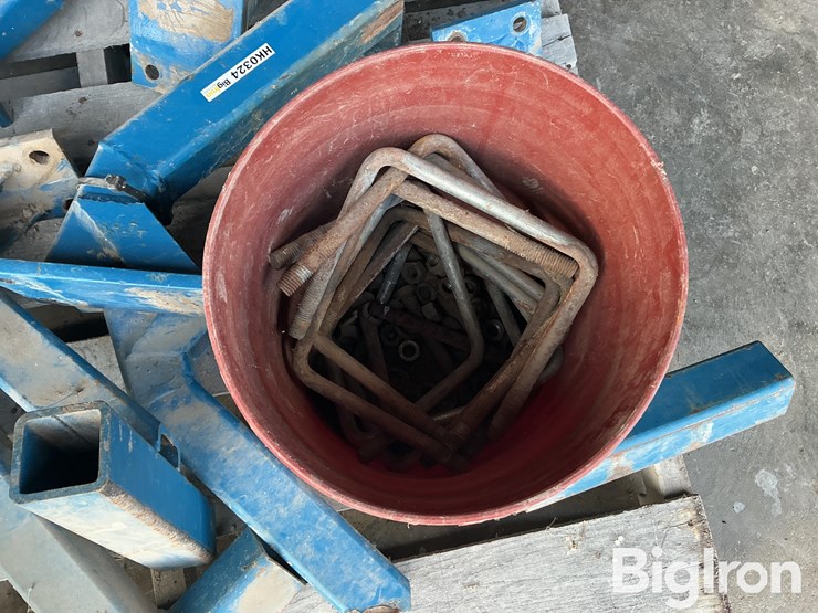 kinze-row-unit-mounts-image-10