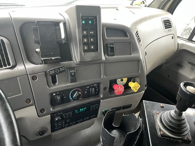 #1113-•-1998-ford-louisville-plow-truck-(has-mn-title)-image-57