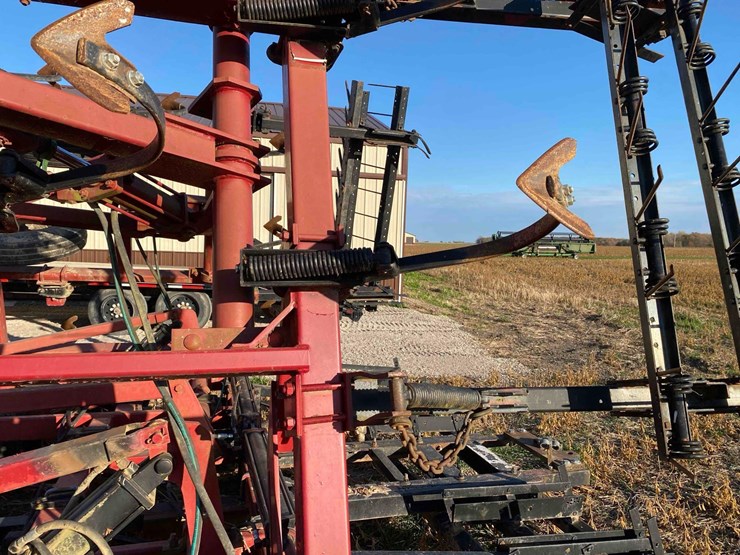 case-ih-4300-image-43