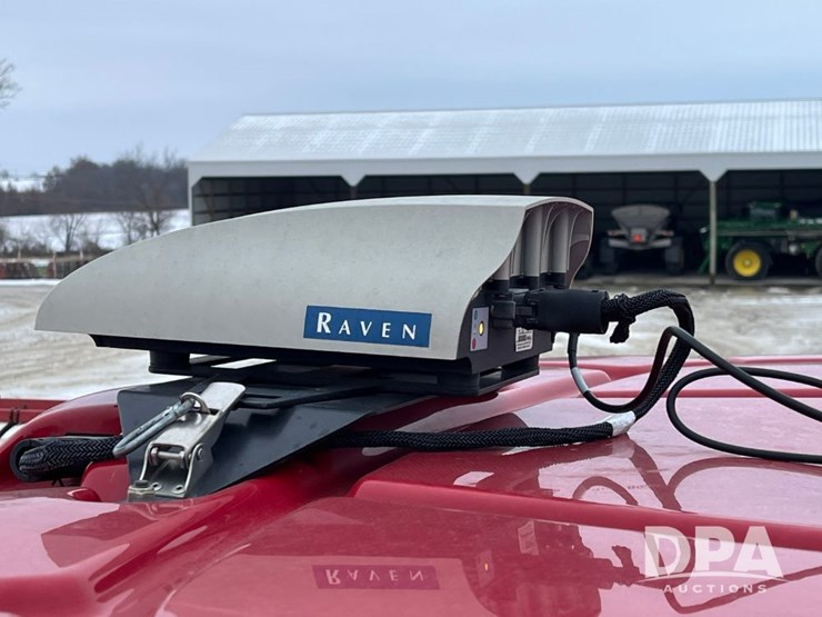 case-ih-patriot-3340-image-47