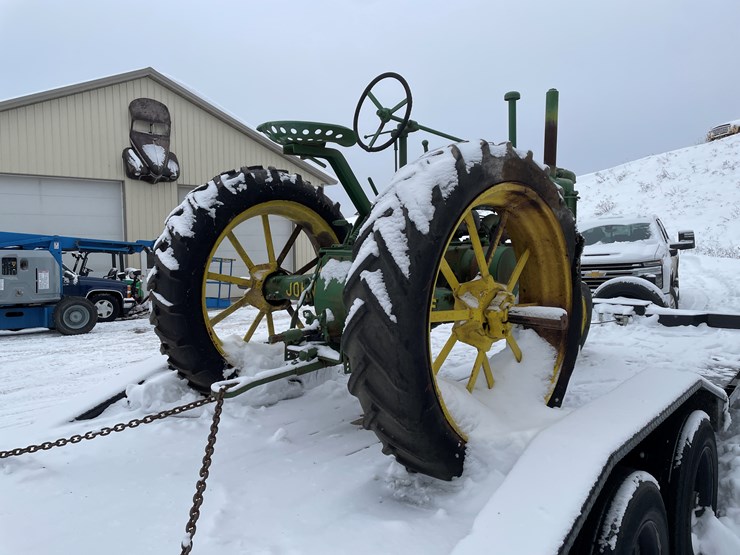 john-deere-b-image-5