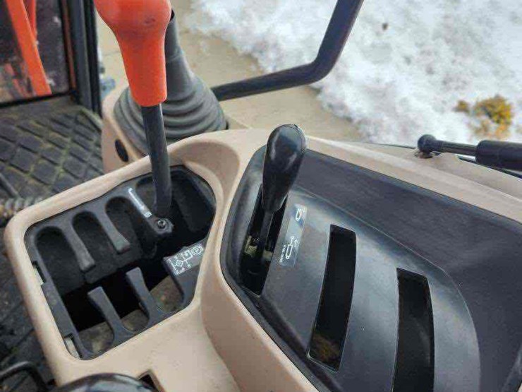 kubota-m7060-image-22