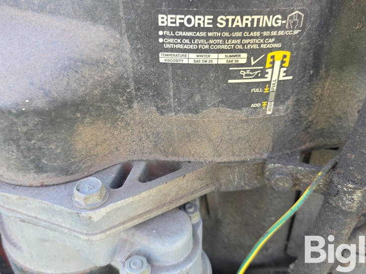 john-deere-285-image-14