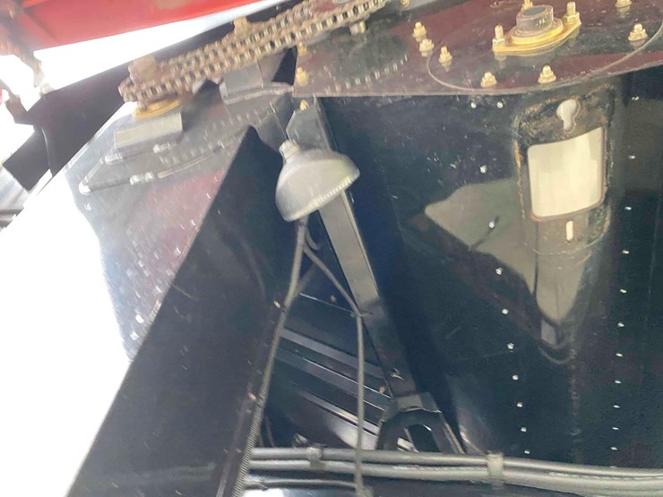 case-ih-8010-image-63