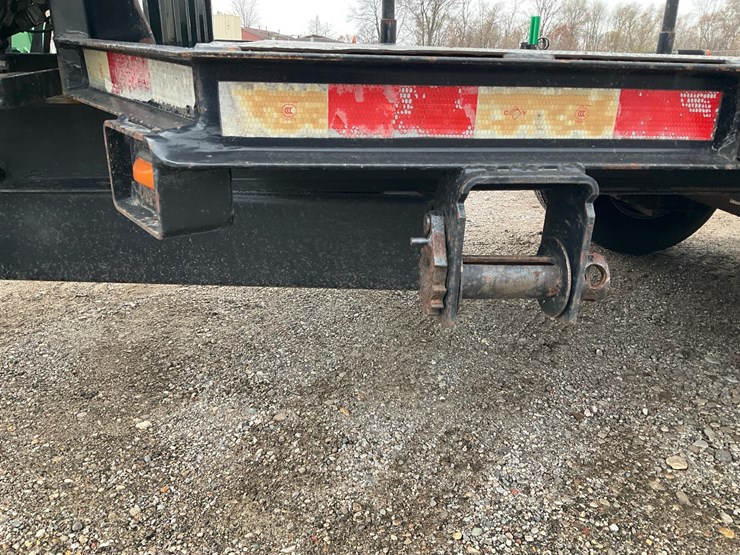 #2150-•-2017-roadster-trailer-with-a-farma-c6,-3-g2-loader-image-23