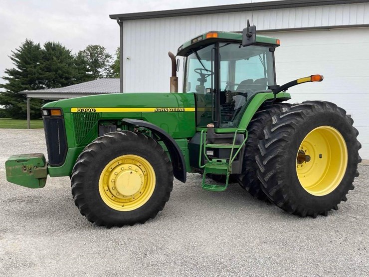 john-deere-8300-image-1