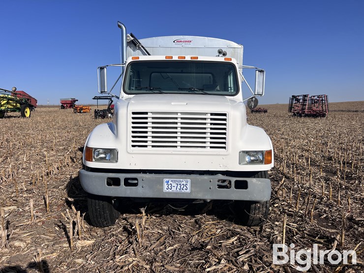 international-4900-image-2