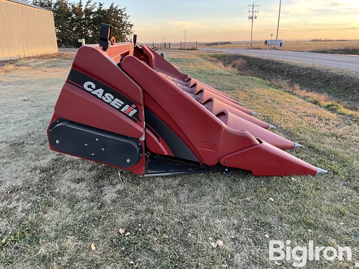 case-ih-4406-image-4