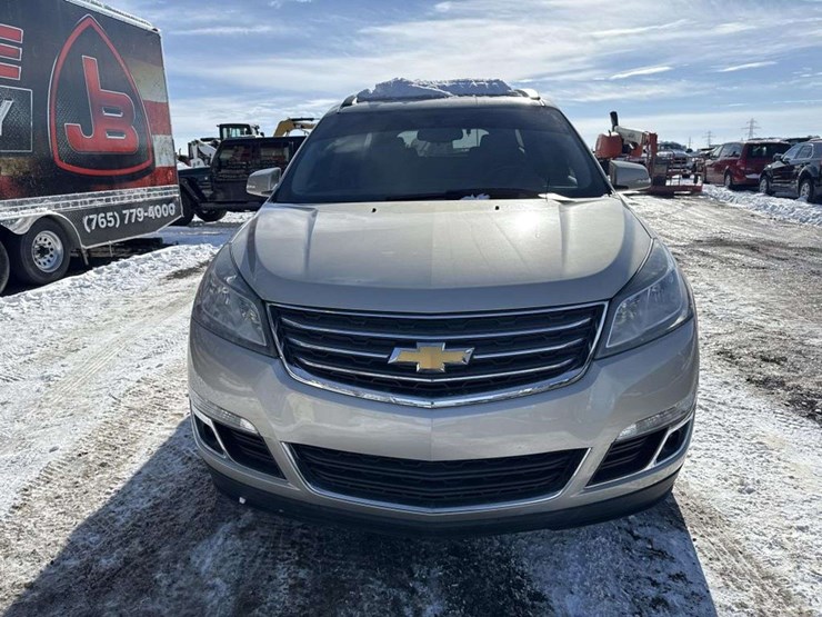 2015-chevrolet-traverse-image-8