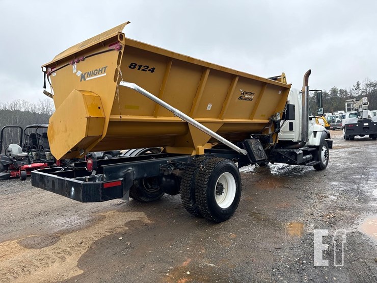 international-workstar-7300-image-5