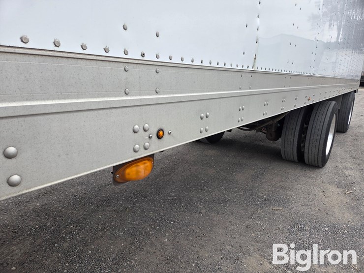 2017-utility-van-image-10