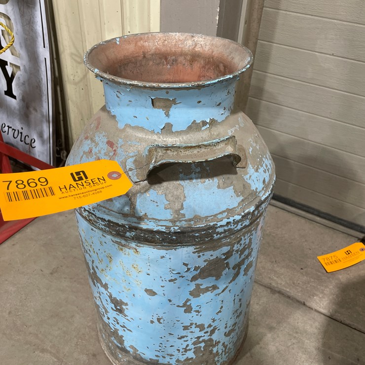 #7869 • Metal Milk Can