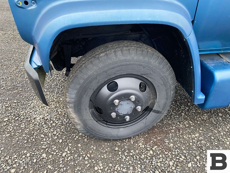 chevrolet-cheyenne-truck---caution-image-10