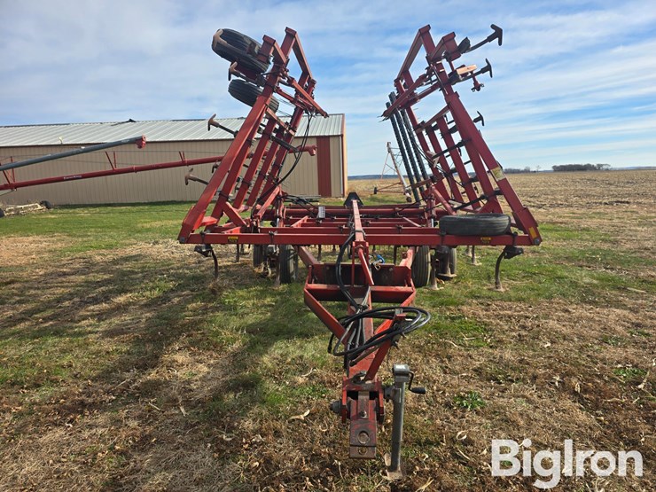 case-ih-4800-image-2