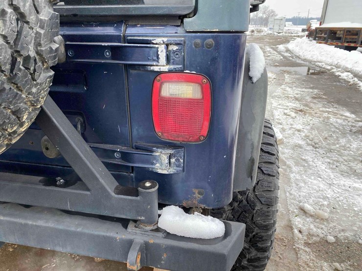 jeep-wrangler-image-16