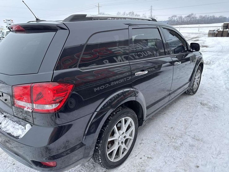 2011-dodge-journey-image-4