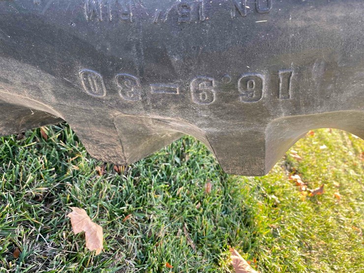 john-deere-2555-image-56