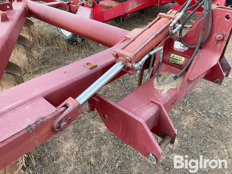 case-ih-165-image-15