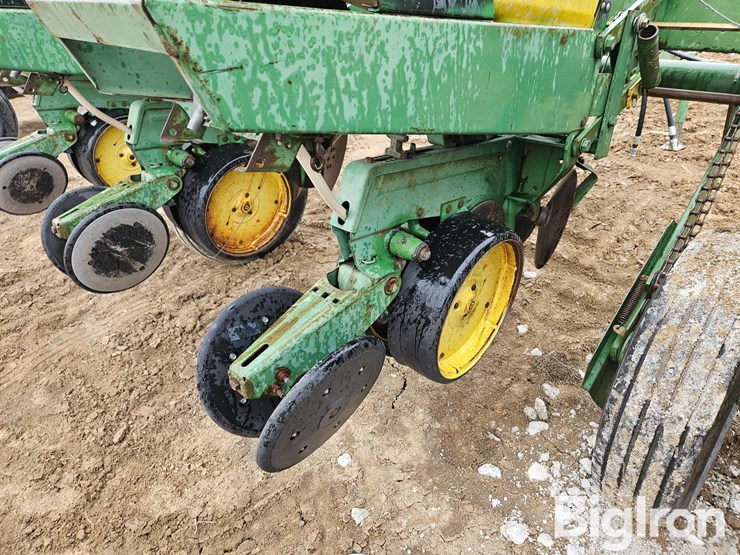 john-deere-7000-image-20