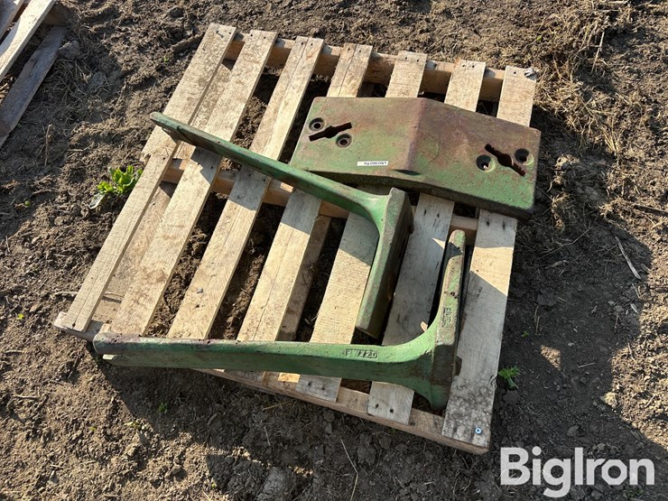 john-deere-10-image-4