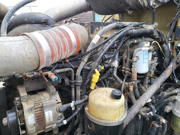 2012-peterbilt-386-image-59