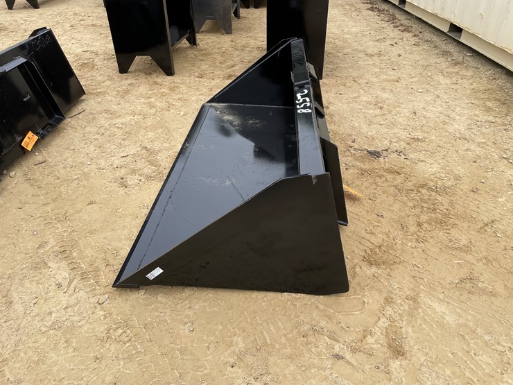 #2558-•-new-kc-78"-skid-steer-bucket-image-6