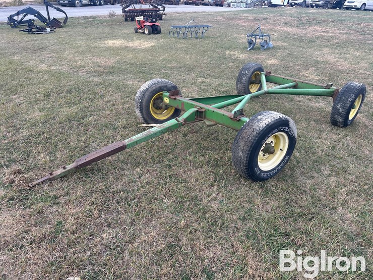 john-deere-1065-image-1