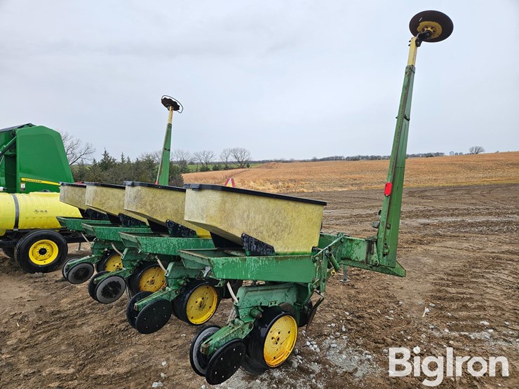 john-deere-7000-image-5